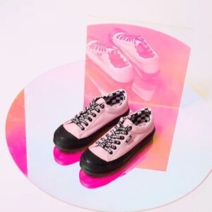 Lazy Oaf x Van size uk 6